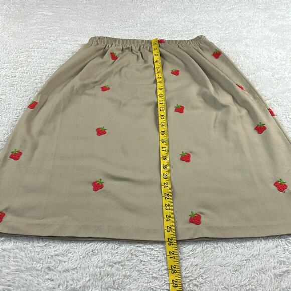 Vintage Unbranded Strawberry Embroidered khaki tan midi skirt, size Large - Picture 4 of 8